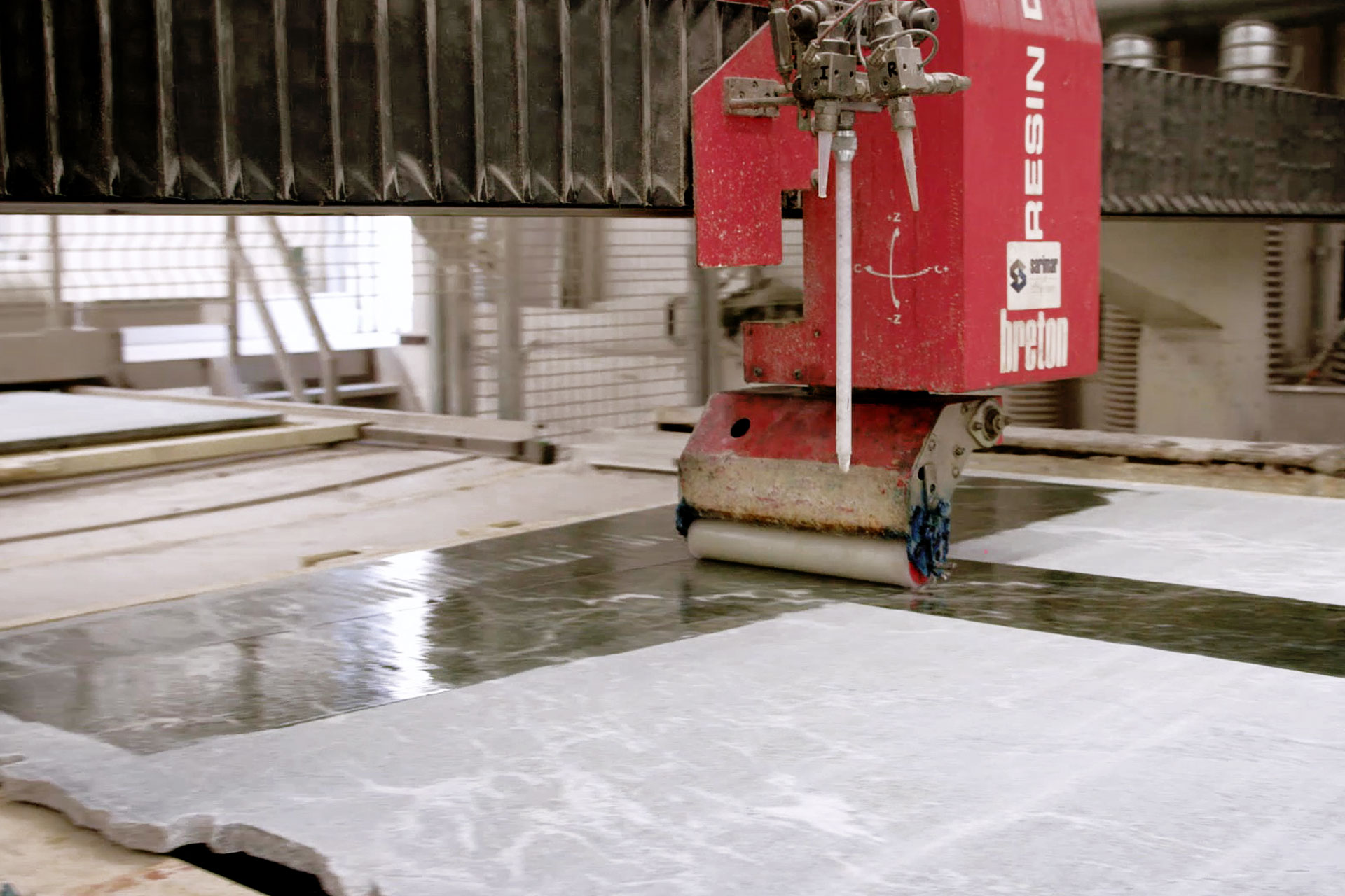Lavorazioni e trattamenti lastre granito, quarziti e marmo duro. Big Graniti Verona Italy. Lavorazioni e trattamenti lastre granito, quarziti e marmo duro. Big Graniti Verona Italy.